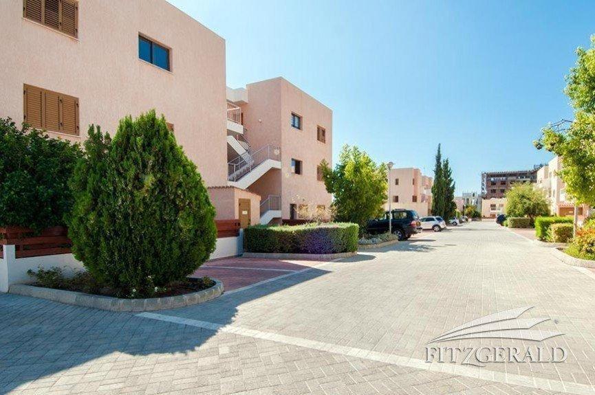 1 Bedroom Garden Flat, Sleeps 4 Paphos Kültér fotó
