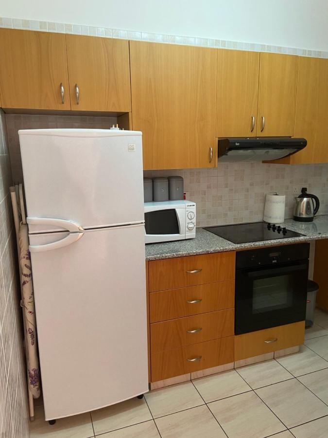 1 Bedroom Garden Flat, Sleeps 4 Paphos Kültér fotó